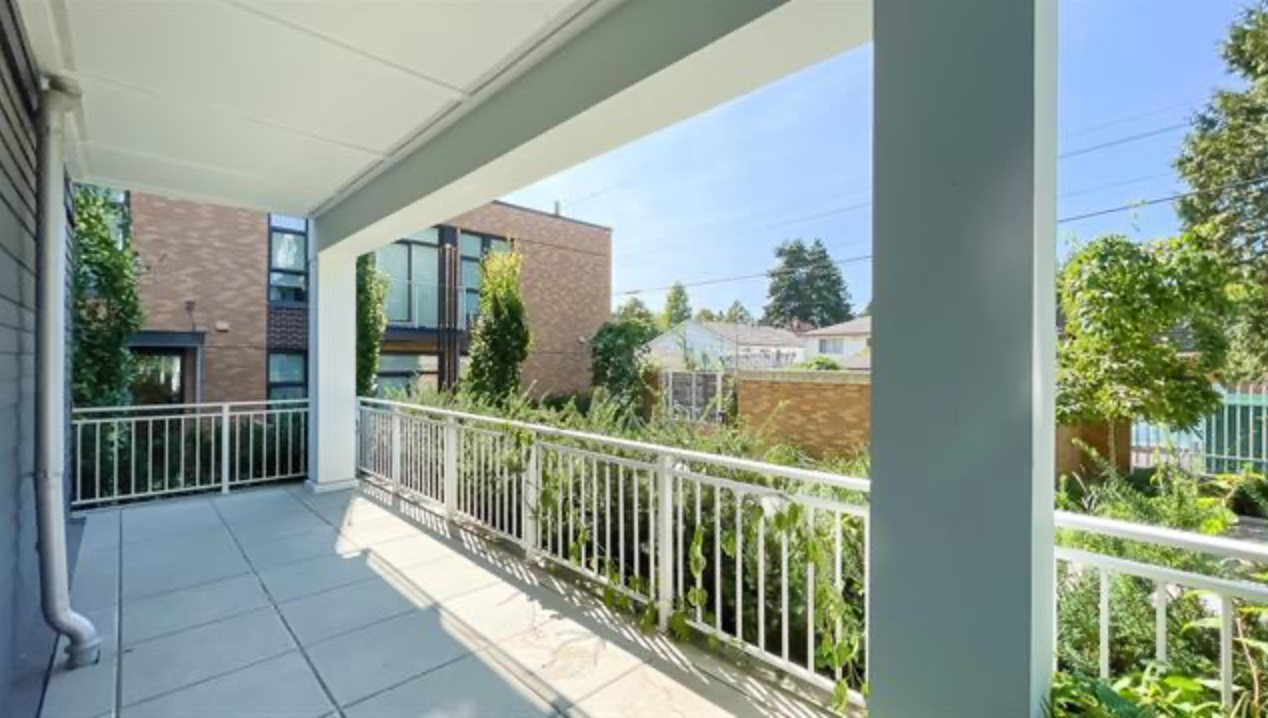 6933 Cambie Street, Vancouver, BC, V6P 3H4 - 3