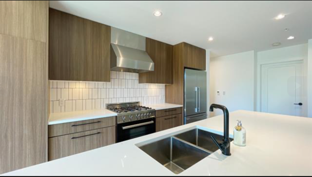 6933 Cambie Street, Vancouver, BC, V6P 3H4 - 16