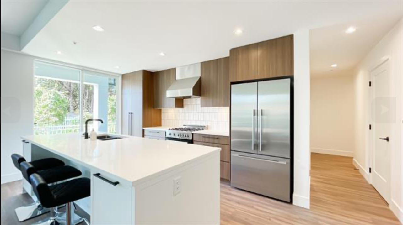 6933 Cambie Street, Vancouver, BC, V6P 3H4 - 12