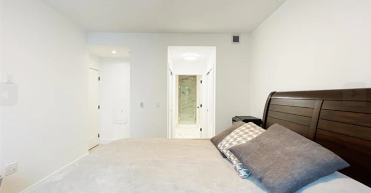 6933 Cambie Street, Vancouver, BC, V6P 3H4 - 8