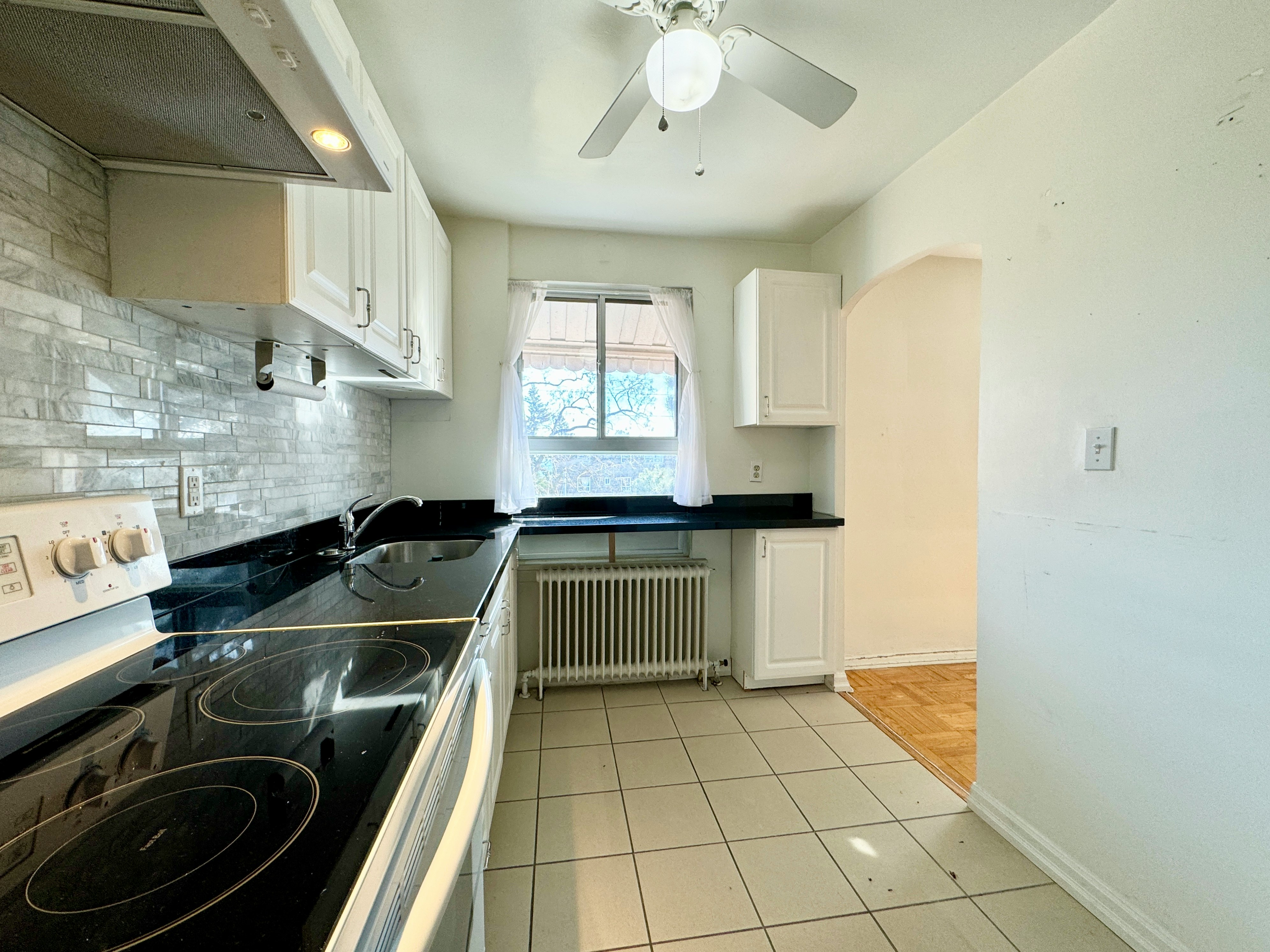 11-2696 Lake Shore Boulevard W, Toronto, ON, M8V 1G8 - 2