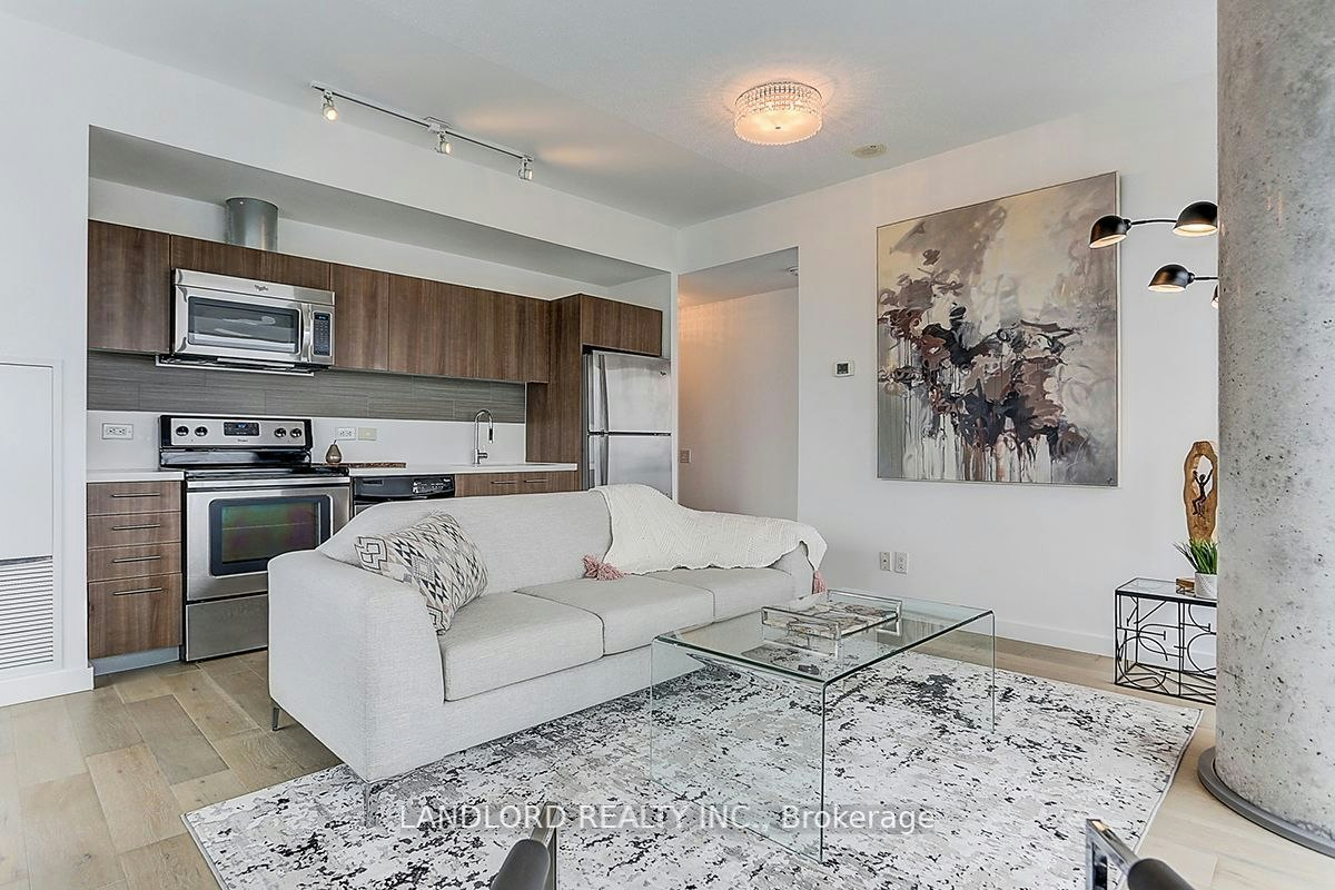 1308-70 Distillery Lane, Toronto, ON, M5A 0E3