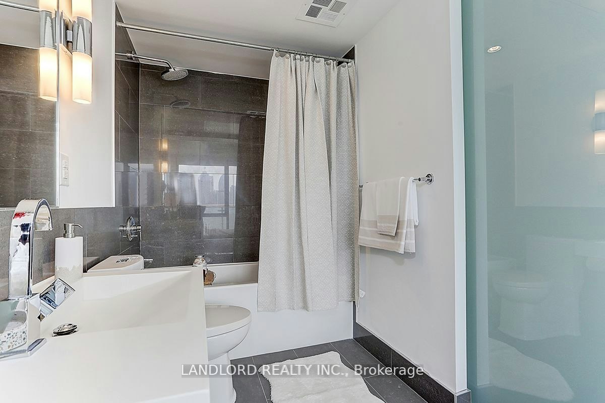1308-70 Distillery Lane, Toronto, ON, M5A 0E3 - 21