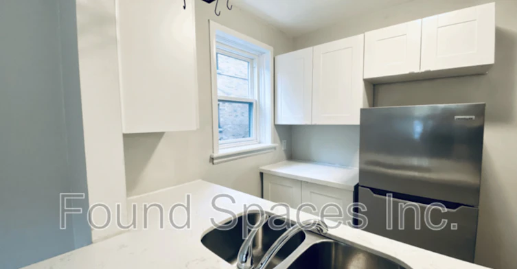 Unit 4-85 East Avenue South, Hamilton, ON, L8N 2T5 - 4