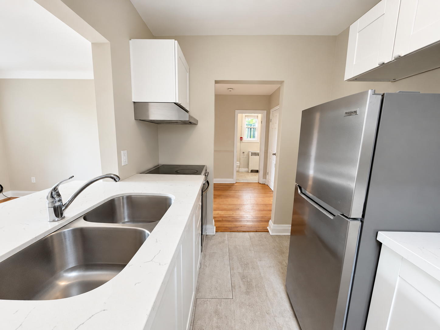 4-85 East Avenue South, Hamilton, ON, L8N 2T5 - 3
