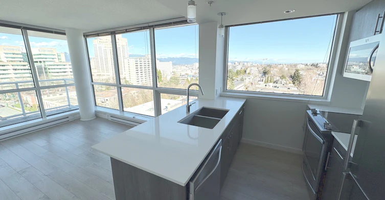 1001-2975 Oak Street, Vancouver, BC, V6H 2K7