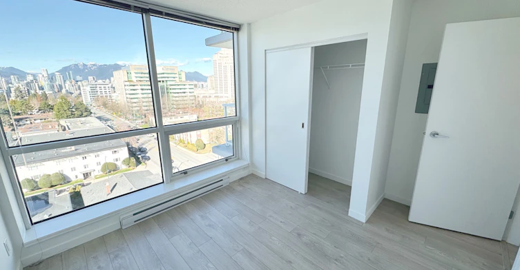 1001-2975 Oak Street, Vancouver, BC, V6H 2K7 - 5