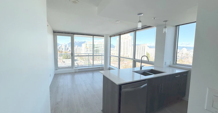 1001-2975 Oak Street, Vancouver, BC, V6H 2K7 - 2