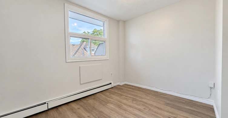 303-200 London Road, Sarnia, ON, N7T 7S9 - 3