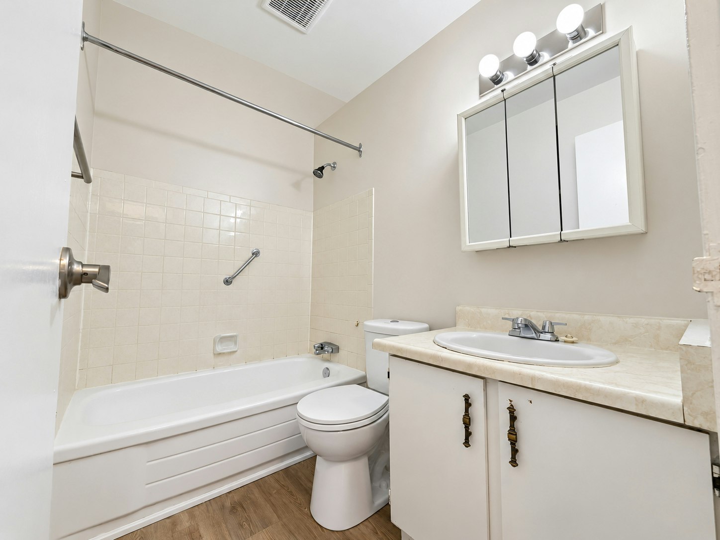 303-200 London Road, Sarnia, ON, N7T 7S9 - 9