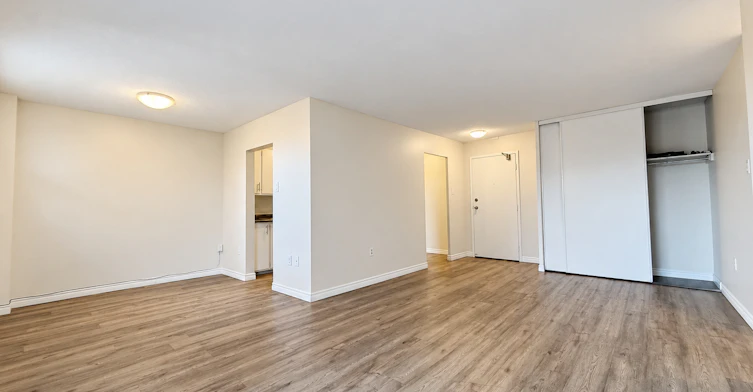 303-200 London Road, Sarnia, ON, N7T 7S9 - 2