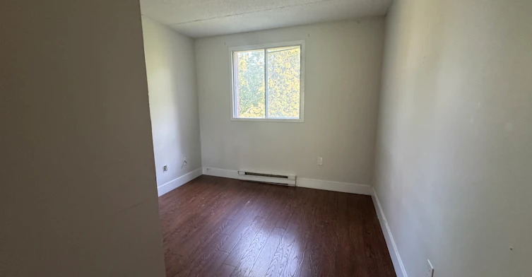 202-56 Donald Street, Barrie, ON, L4N 4S6 - 2