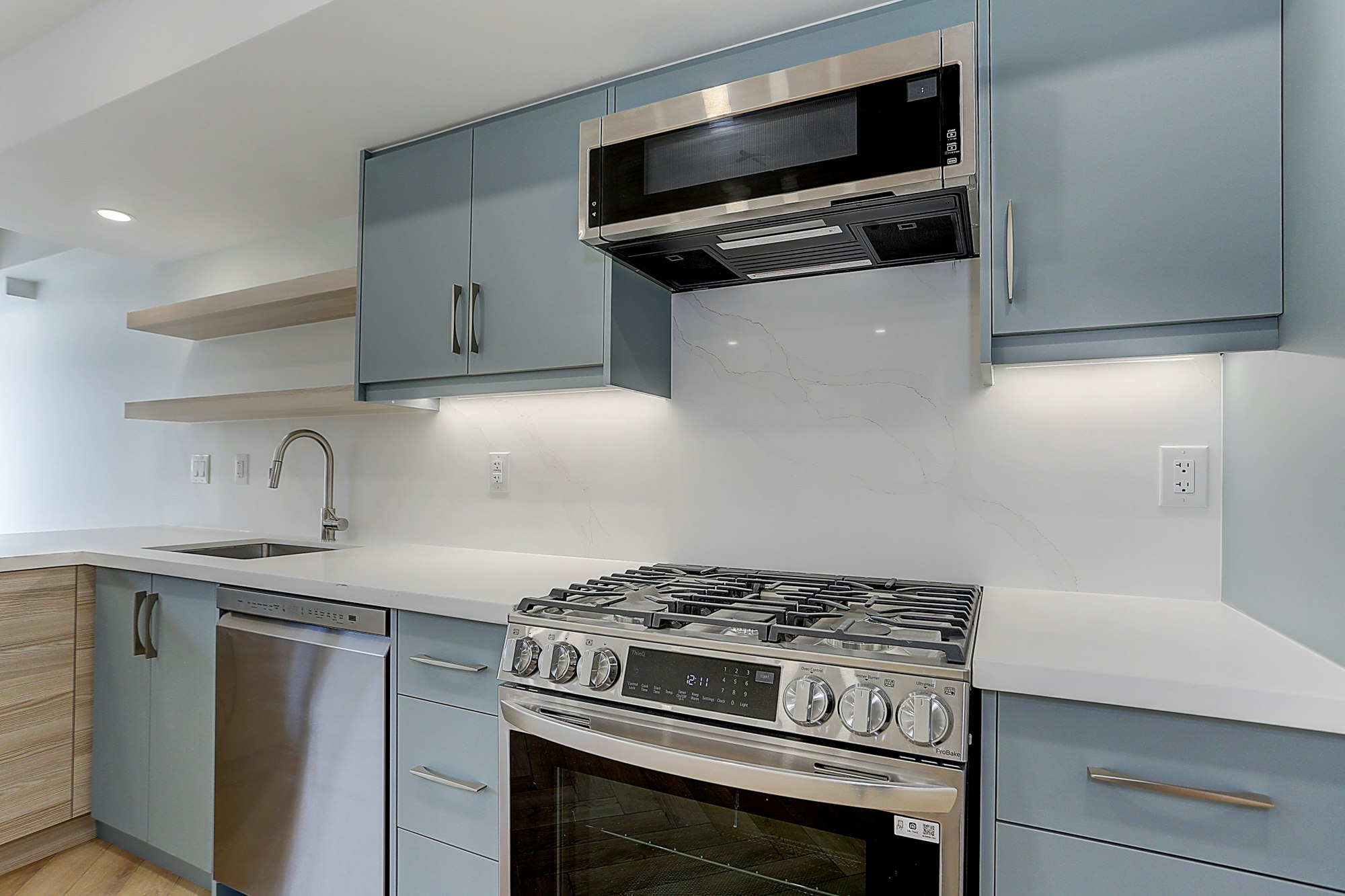 BSMT-71 Livingstone Avenue, Toronto, ON, M6E 2L7 - 5