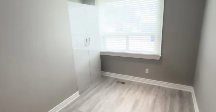 Main-9 Albright Avenue, Toronto, ON, M8W 1W9 - 19