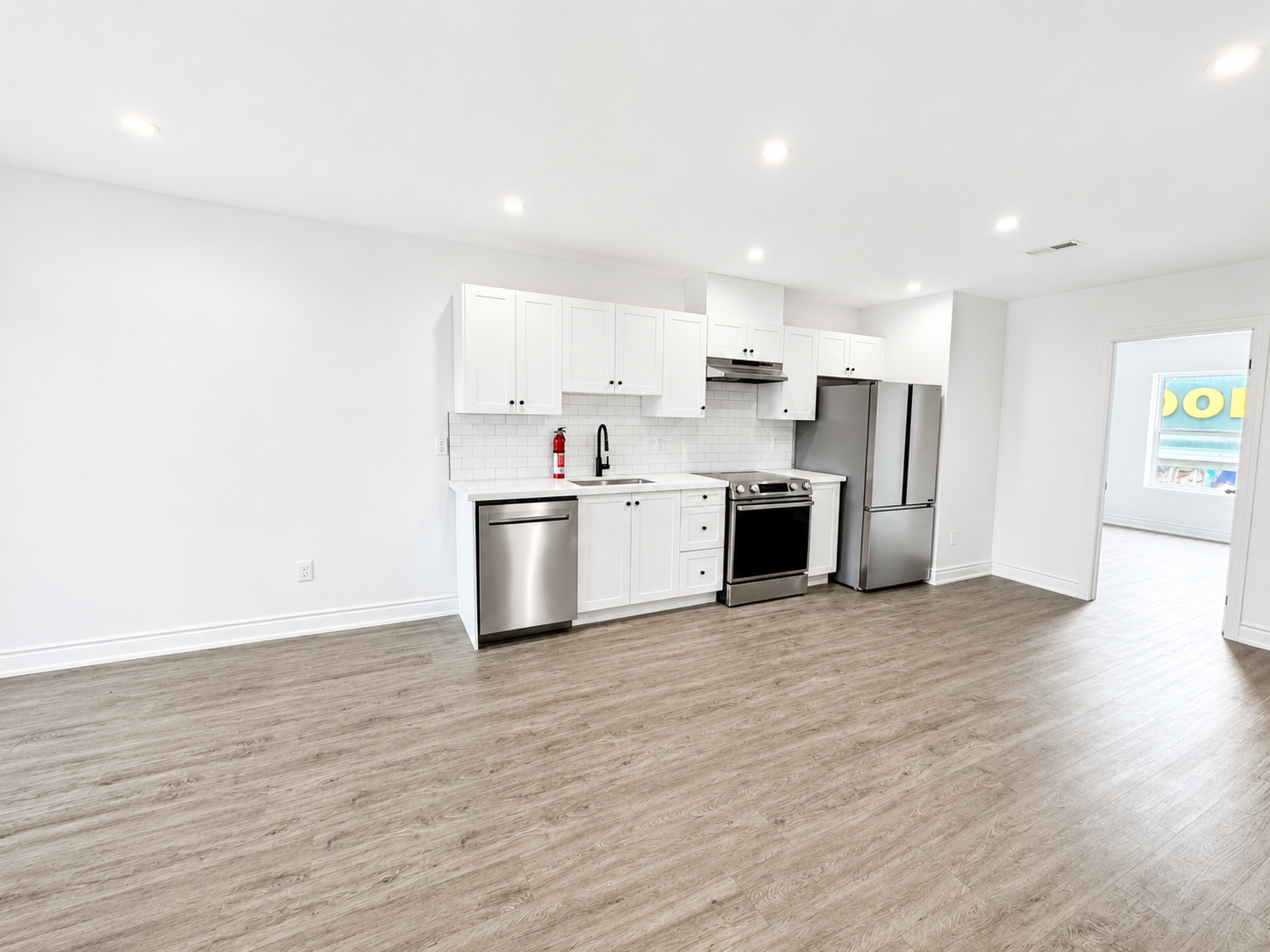 1127 Main Street E, Hamilton, ON, L8M 1P2