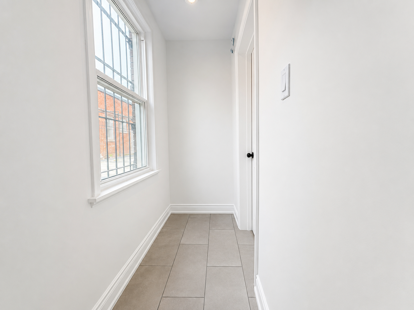 1127 Main Street E, Hamilton, ON, L8M 1P2 - 20