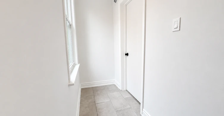 1127 Main Street E, Hamilton, ON, L8M 1P2 - 19