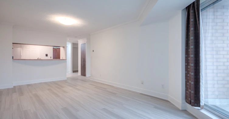 511-190 Manitoba Street, Toronto, ON, M8Y 3Y8 - 4