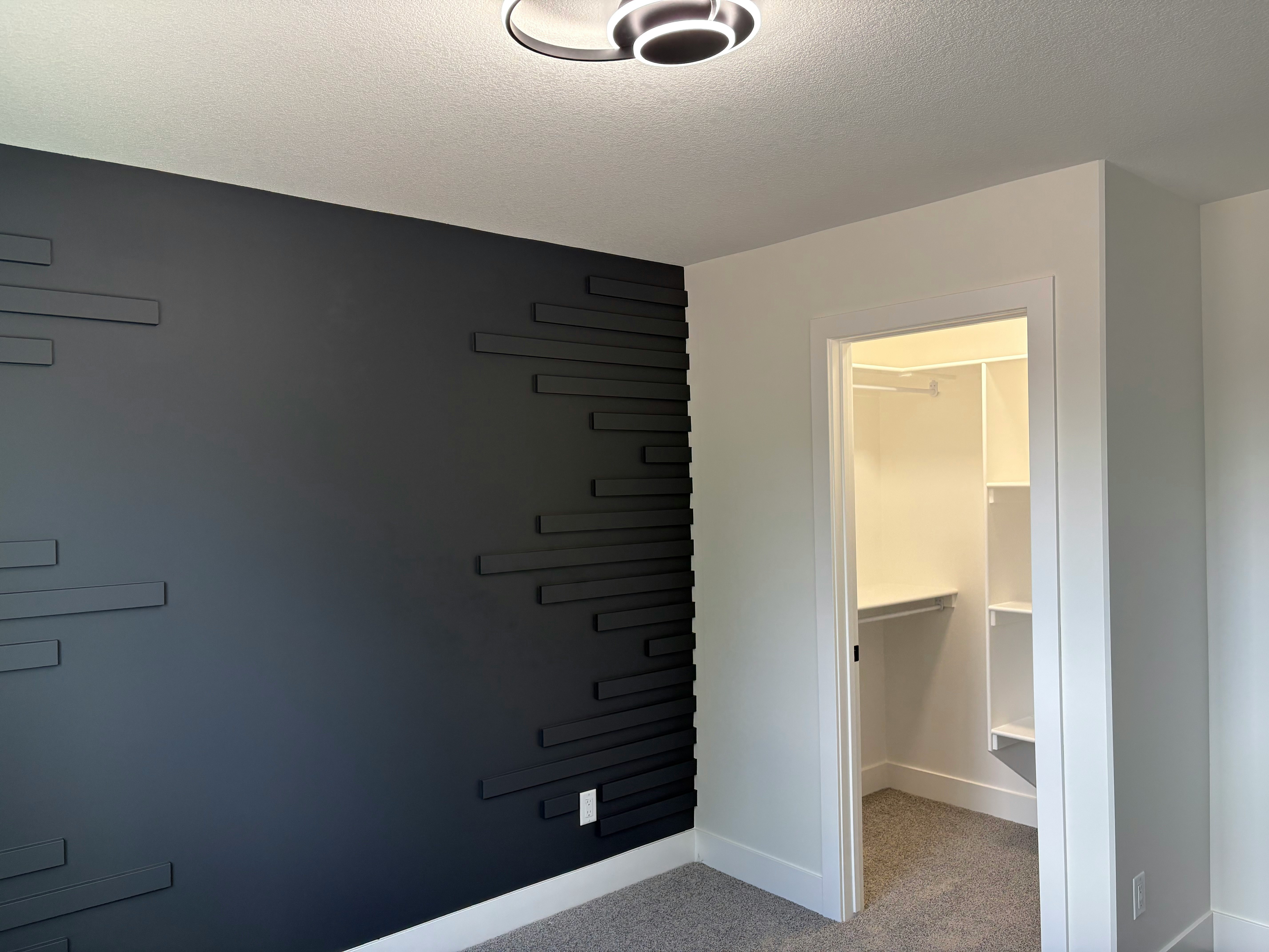9007 Upper-9007 92 Avenue Northwest, Edmonton, AB, T6C 3L9 - 11