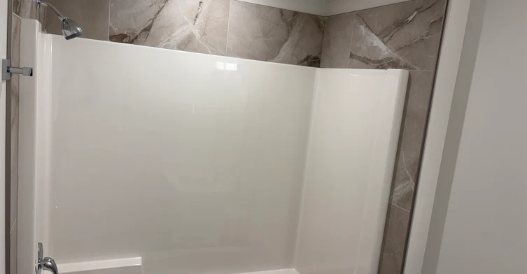12026 102 Street Northwest, Edmonton, AB, T5G 2G7 - 6