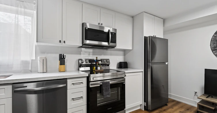 1-610 King Street E, Hamilton, ON, L8N 1E2 - 8
