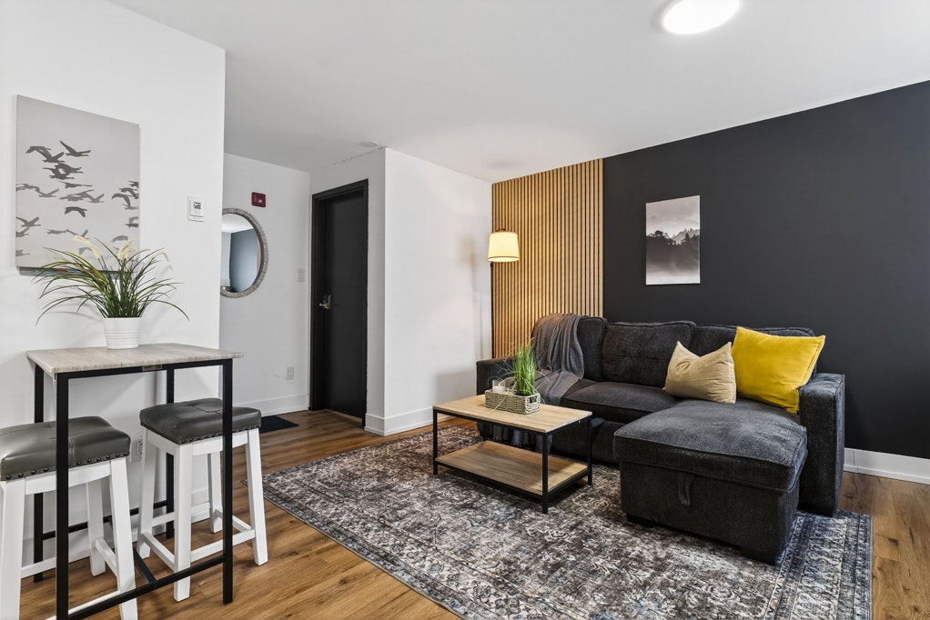 1-610 King Street E, Hamilton, ON, L8N 1E2 - 2