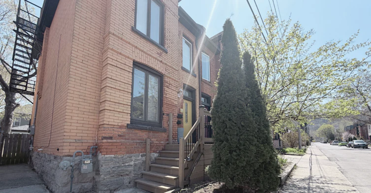 2-93 Grant Avenue, Hamilton, ON, L8N 2X6