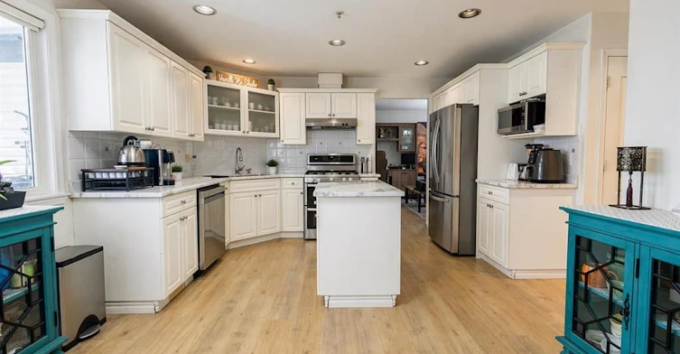 6739 178b Street, Surrey, BC, V3S 9E1 - 6