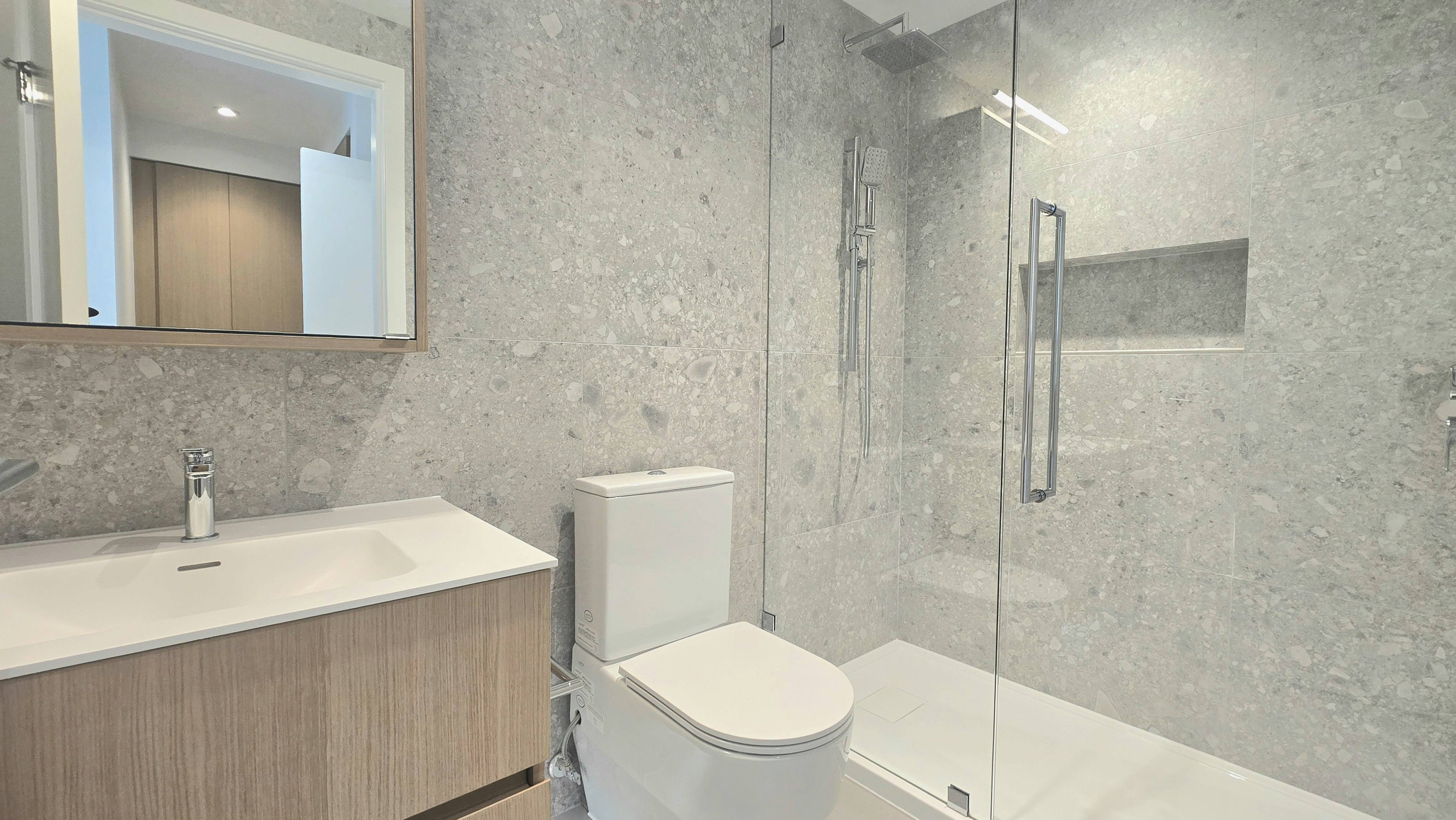 1530 west 6th, Vancouver, BC, V6J 1R2 - 13