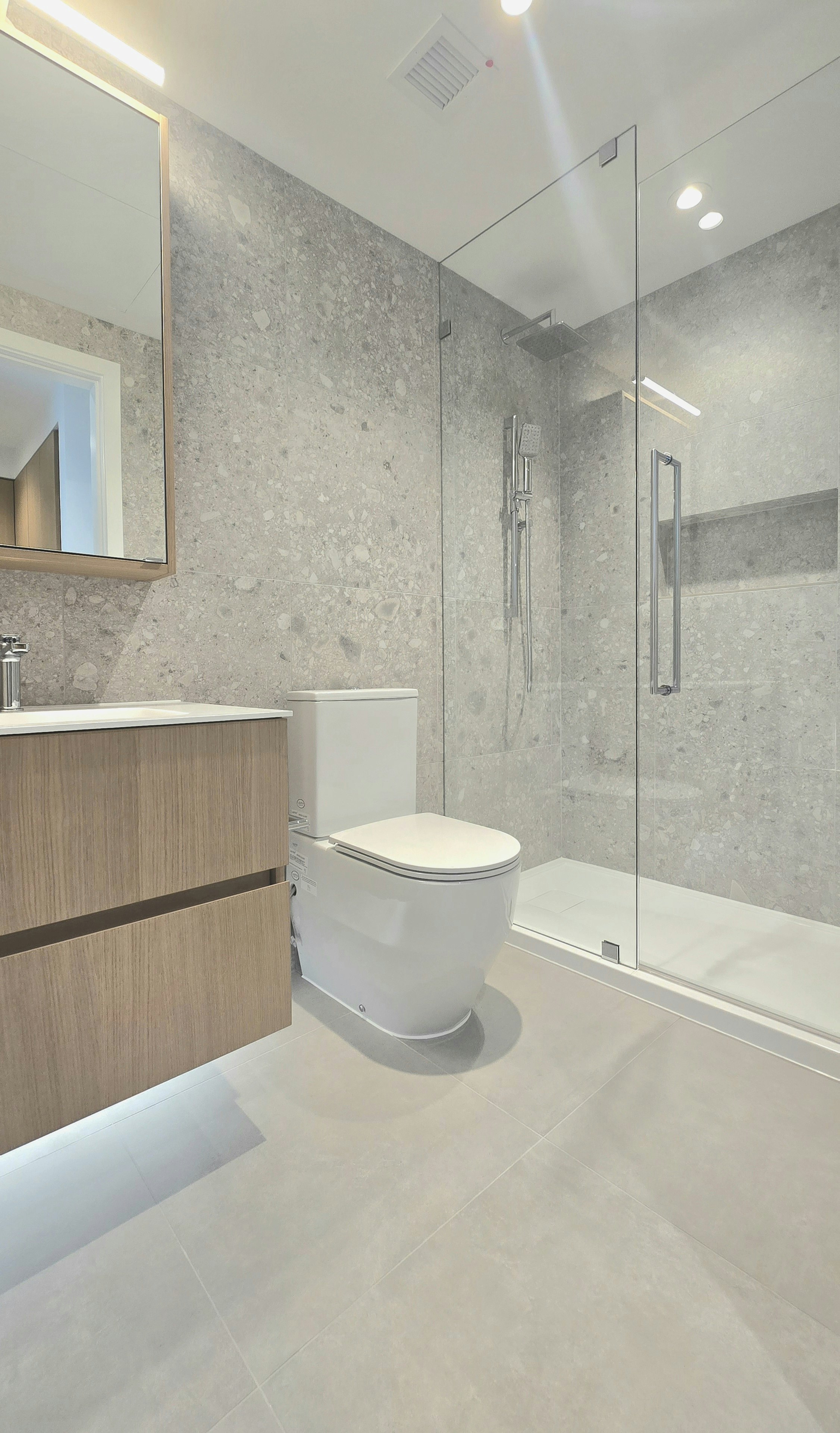 1530 west 6th, Vancouver, BC, V6J 1R2 - 11