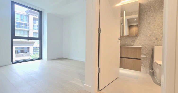 1530 west 6th, Vancouver, BC, V6J 1R2 - 8