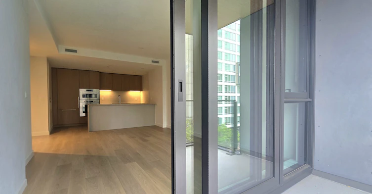 1530 west 6th, Vancouver, BC, V6J 1R2 - 26
