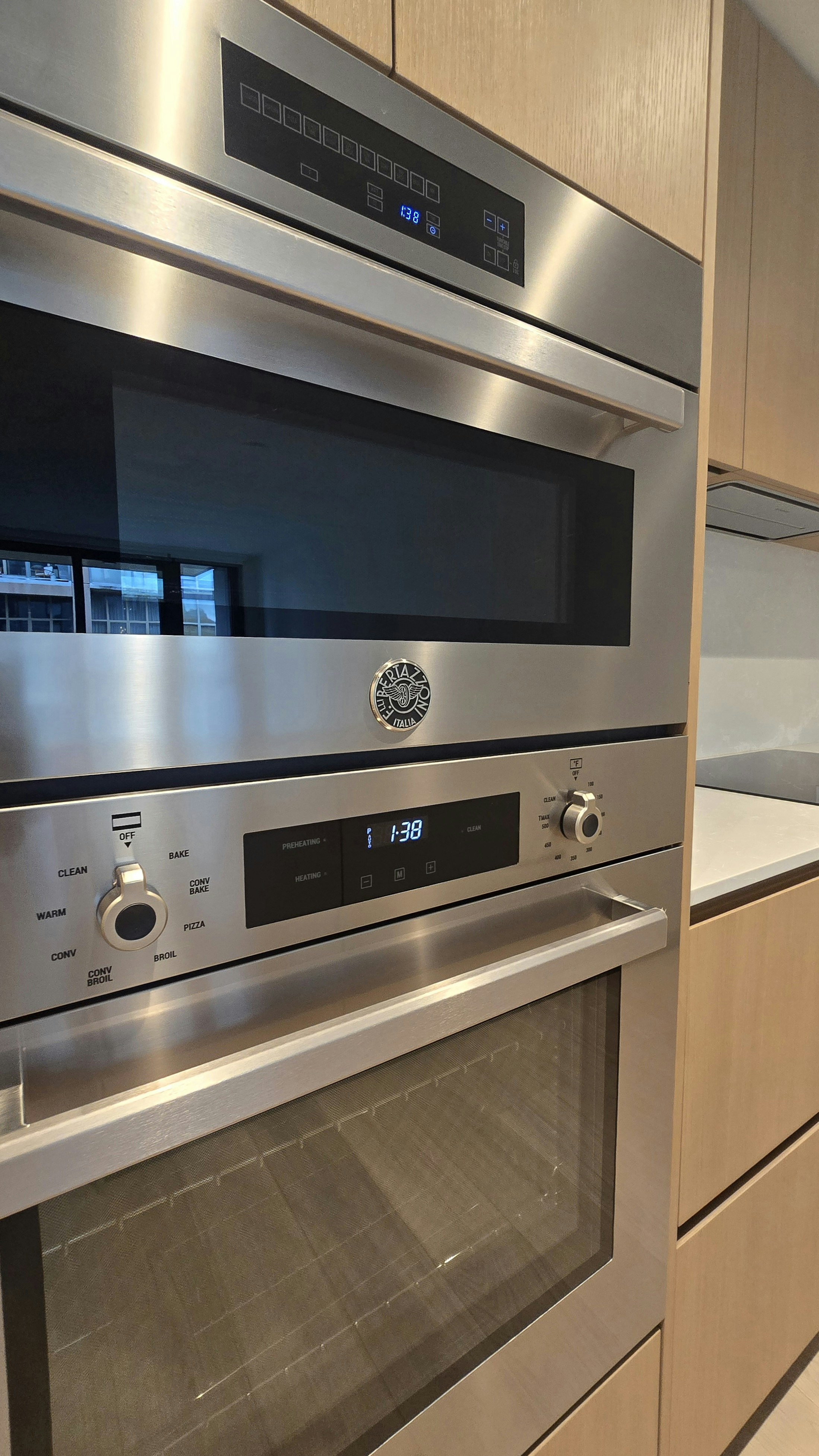 1530 west 6th, Vancouver, BC, V6J 1R2 - 23
