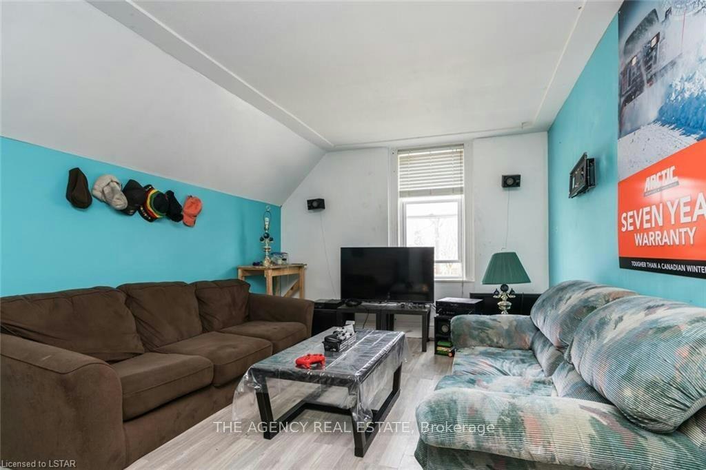 1050 Frances Street, London, ON, N5W 2L7 - 6