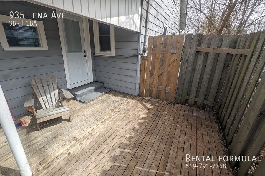 935 Lena Avenue, Windsor, ON, N9C 3K1 - 17