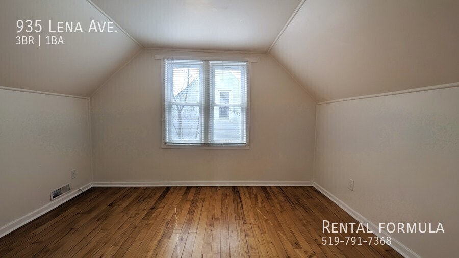 935 Lena Avenue, Windsor, ON, N9C 3K1 - 15