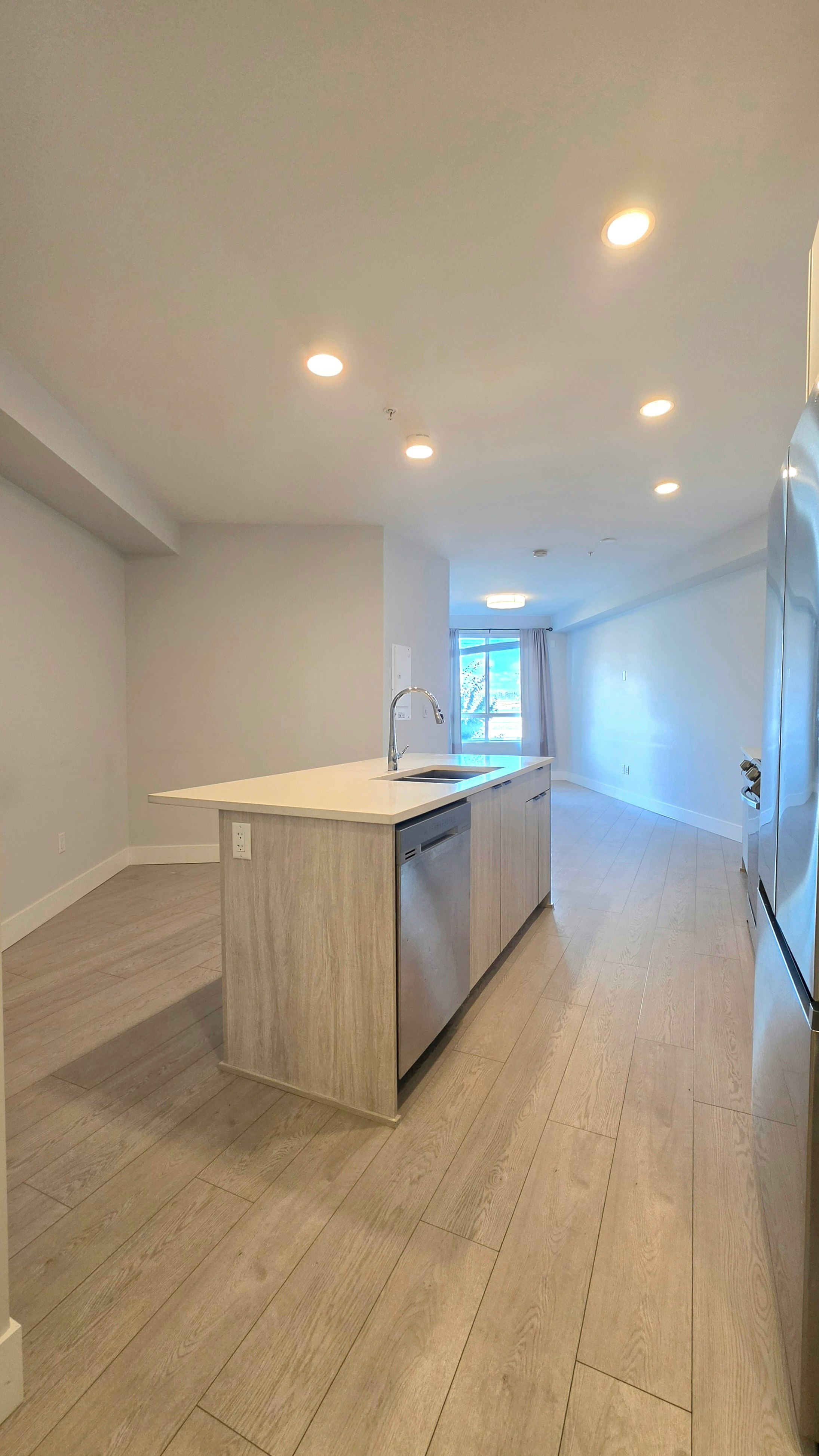 209-20360 Logan Avenue, Langley, BC, V3A 0P5 - 3