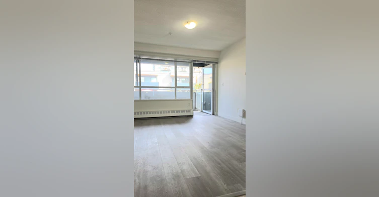 313-2475 West 4th Avenue, Vancouver, BC, V6K 1P4 - 2