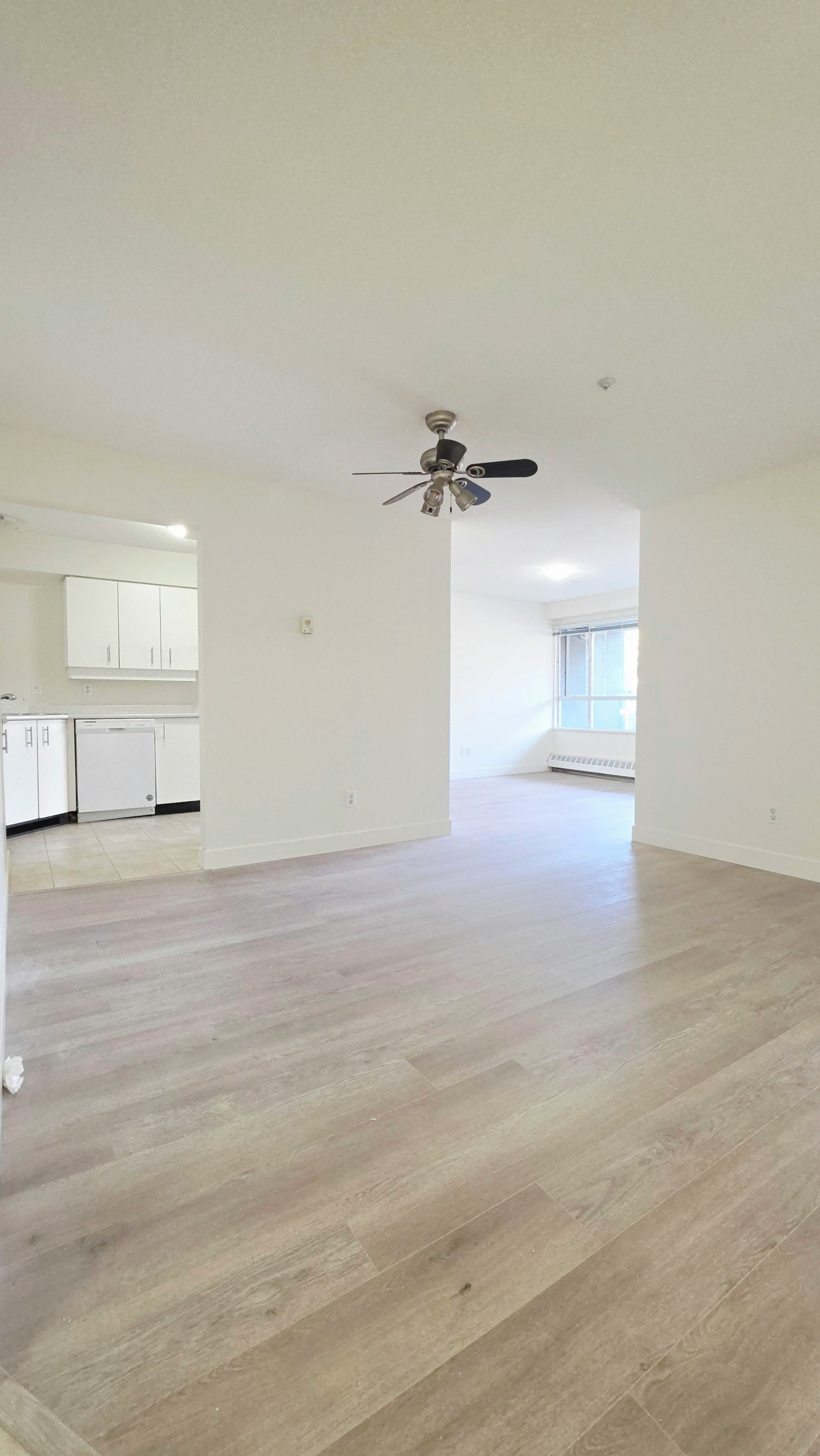 313-2475 West 4th Avenue, Vancouver, BC, V6K 1P4