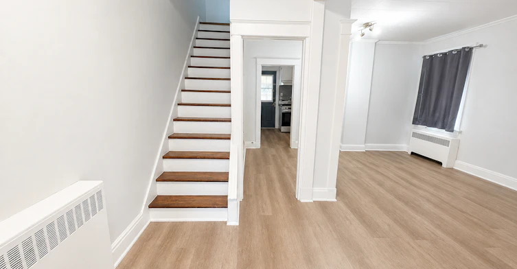 24 Crosthwaite Avenue N, Hamilton, ON, L8H 4T9 - 4