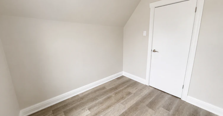 24 Crosthwaite Avenue N, Hamilton, ON, L8H 4T9 - 18