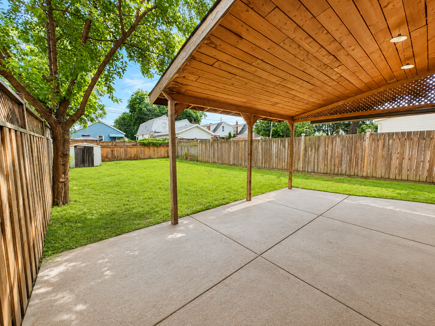 24 Crosthwaite Avenue N, Hamilton, ON, L8H 4T9 - 25