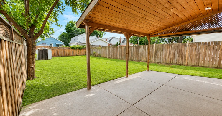 24 Crosthwaite Avenue N, Hamilton, ON, L8H 4T9 - 25