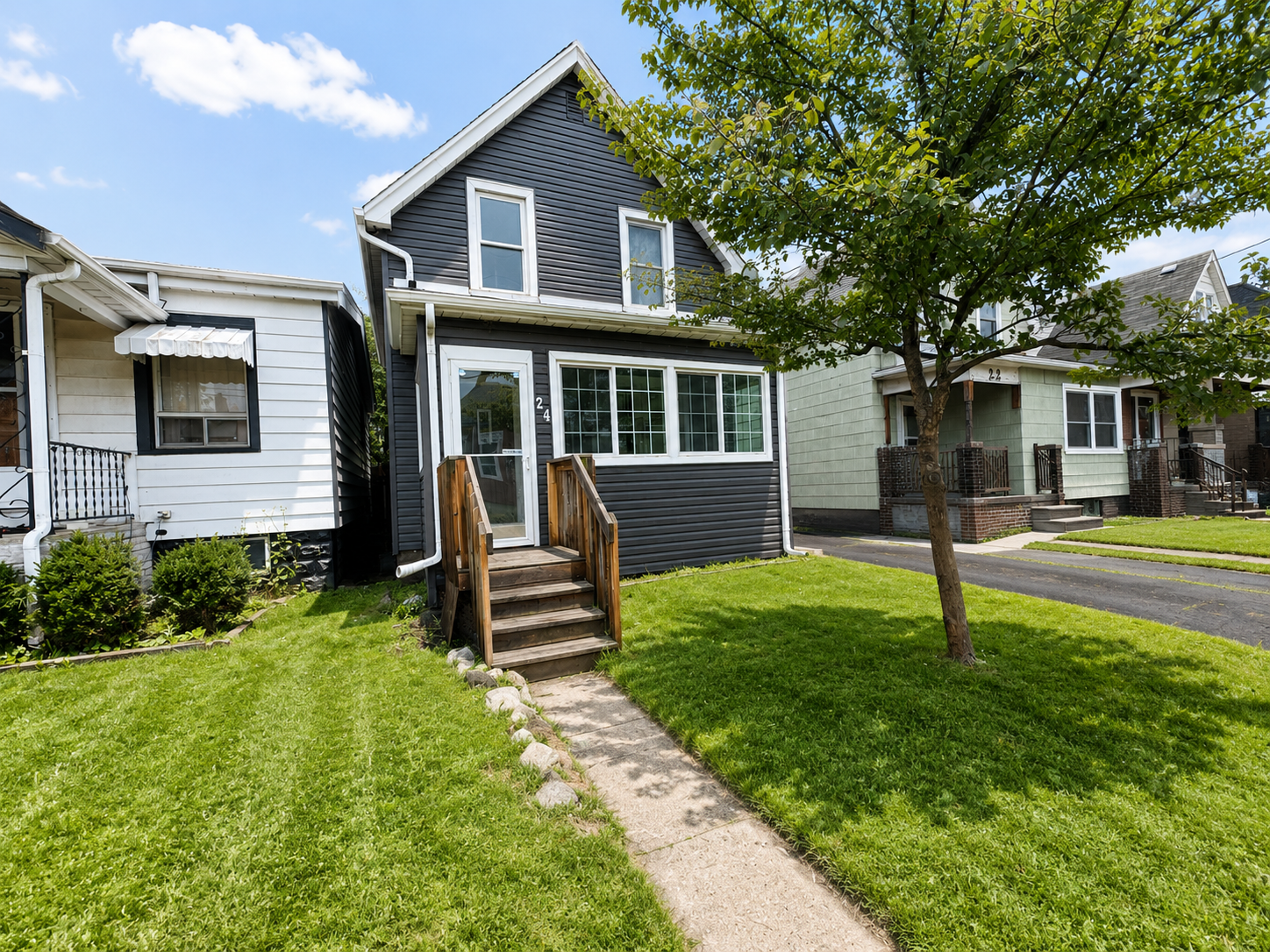24 Crosthwaite Avenue N, Hamilton, ON, L8H 4T9 - 2