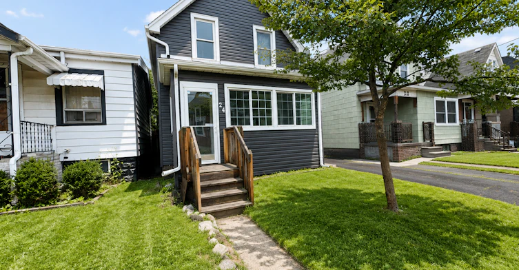 24 Crosthwaite Avenue N, Hamilton, ON, L8H 4T9 - 2