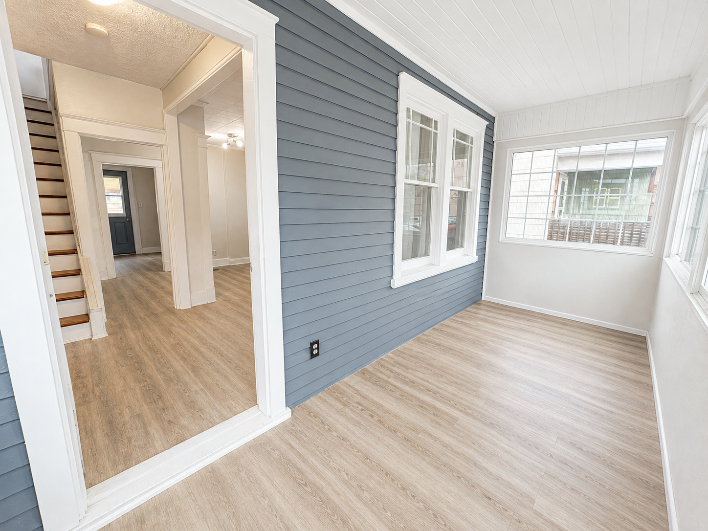 24 Crosthwaite Avenue N, Hamilton, ON, L8H 4T9 - 3