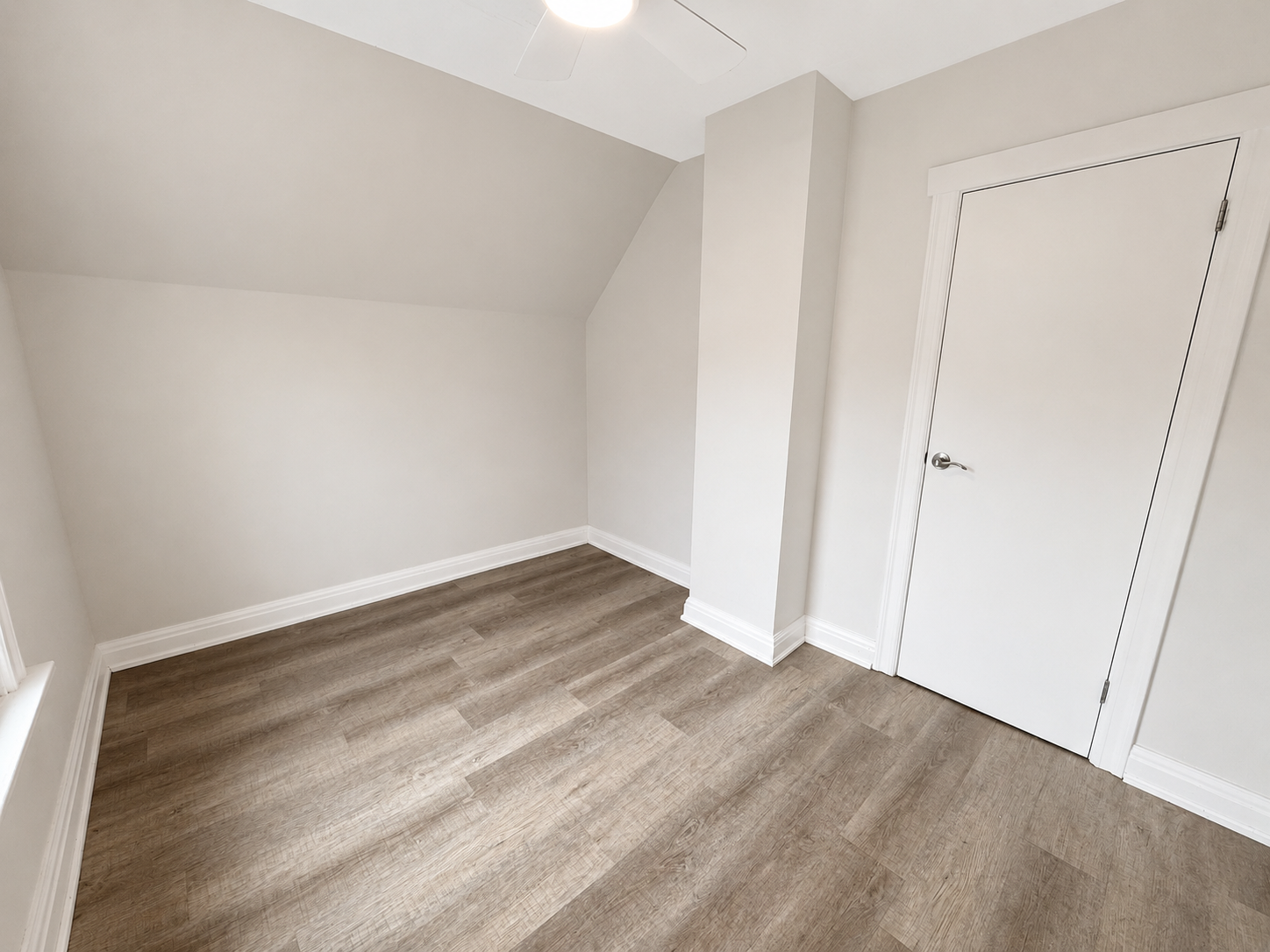 24 Crosthwaite Avenue N, Hamilton, ON, L8H 4T9 - 14