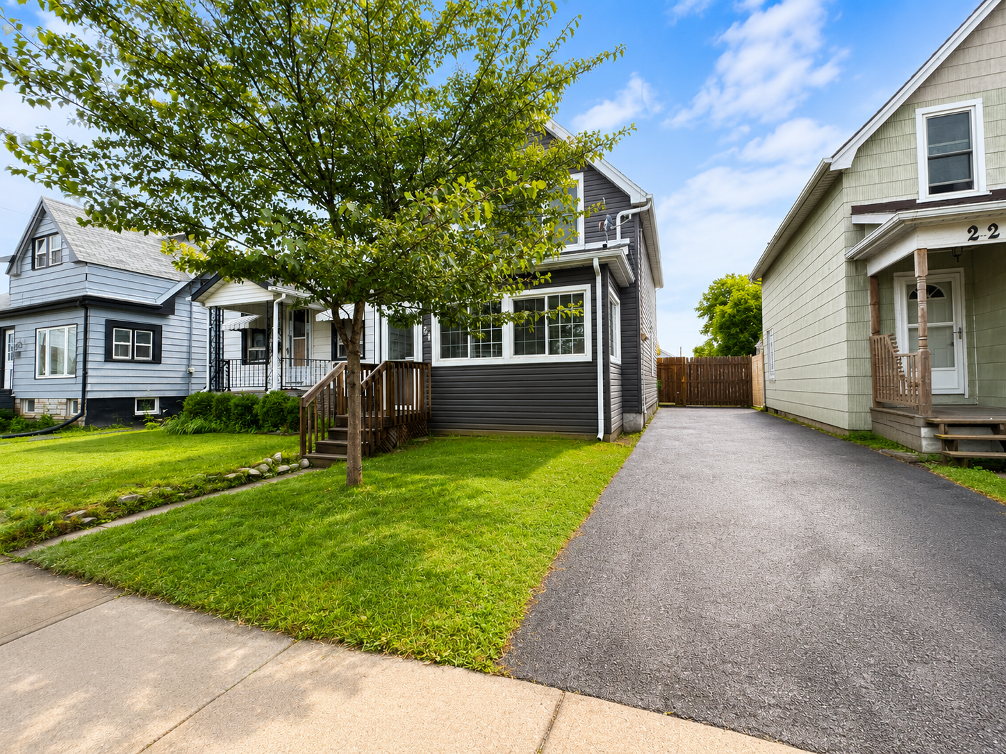 24 Crosthwaite Avenue N, Hamilton, ON, L8H 4T9