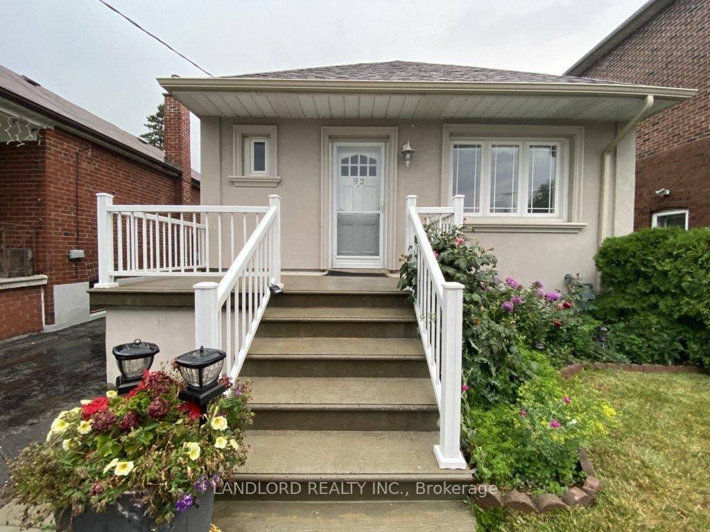 Main-92 Holwood Avenue, Toronto, ON, M6M 1P6 - 26