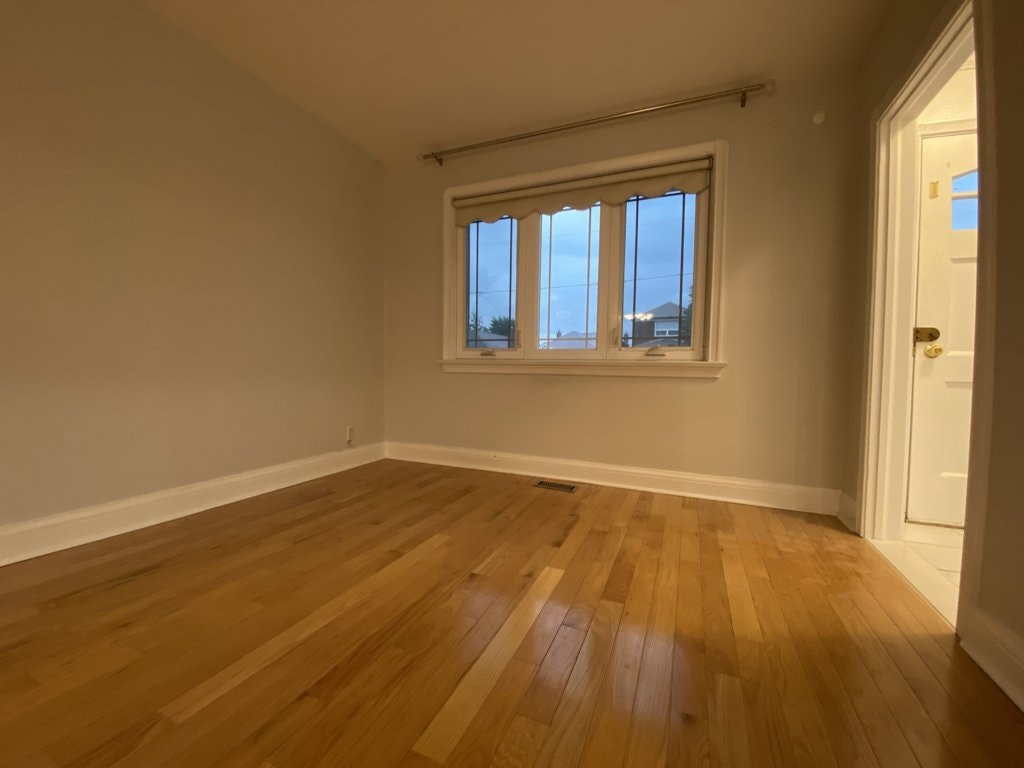 Main-92 Holwood Avenue, Toronto, ON, M6M 1P6 - 7